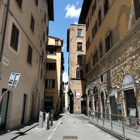 Apartment Saponai Ponte Vecchio *