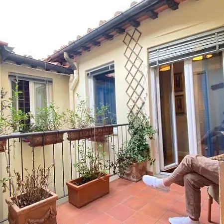 Apartment Saponai Ponte Vecchio Florence